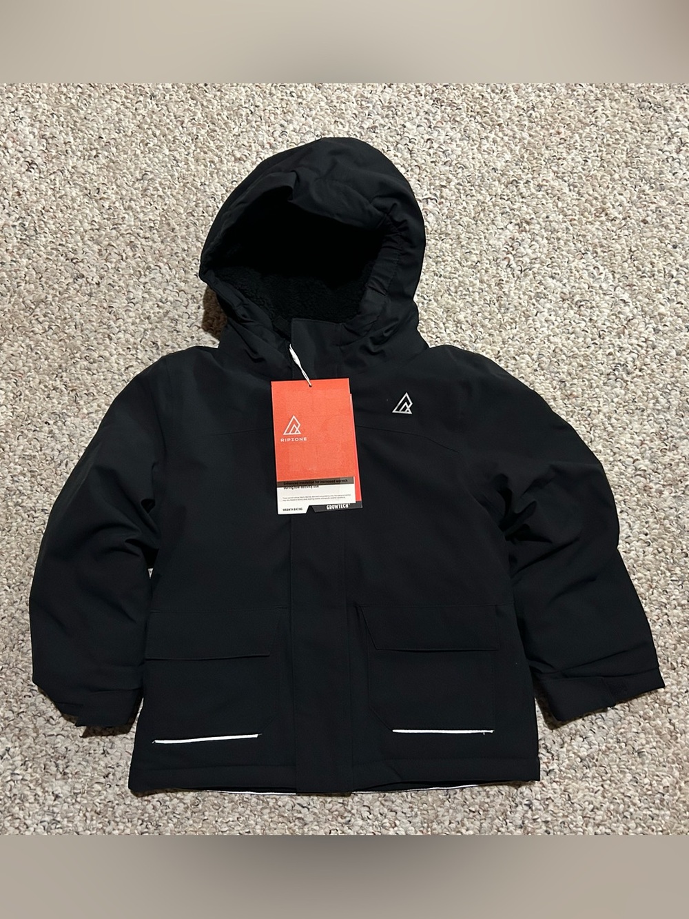New Ripzone Kids Black Winter Jacket w/ Growtech - Size 4 NWT